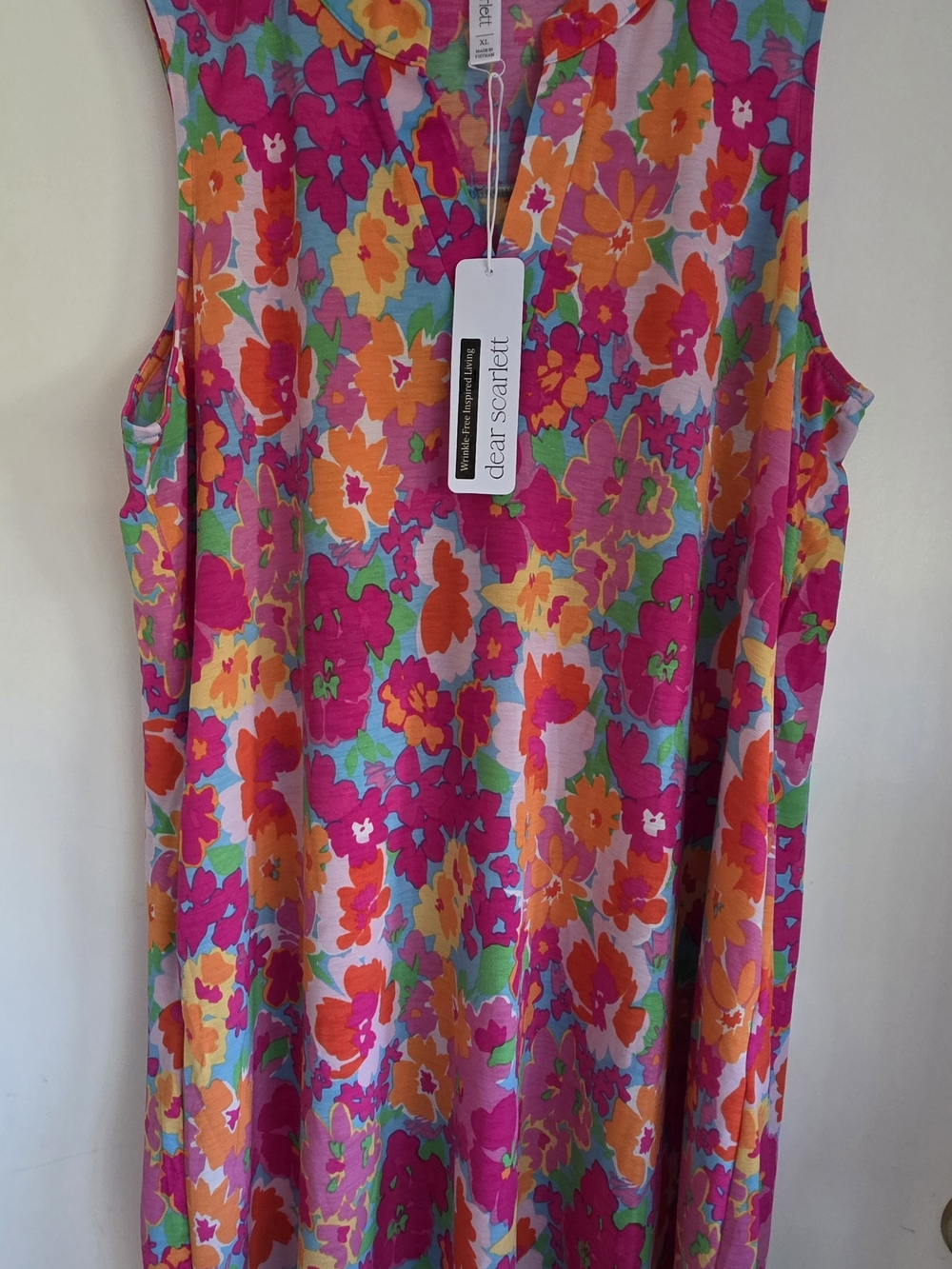 Dear Scarlett Multicolor Floral V-Neck Sleeveless Dress